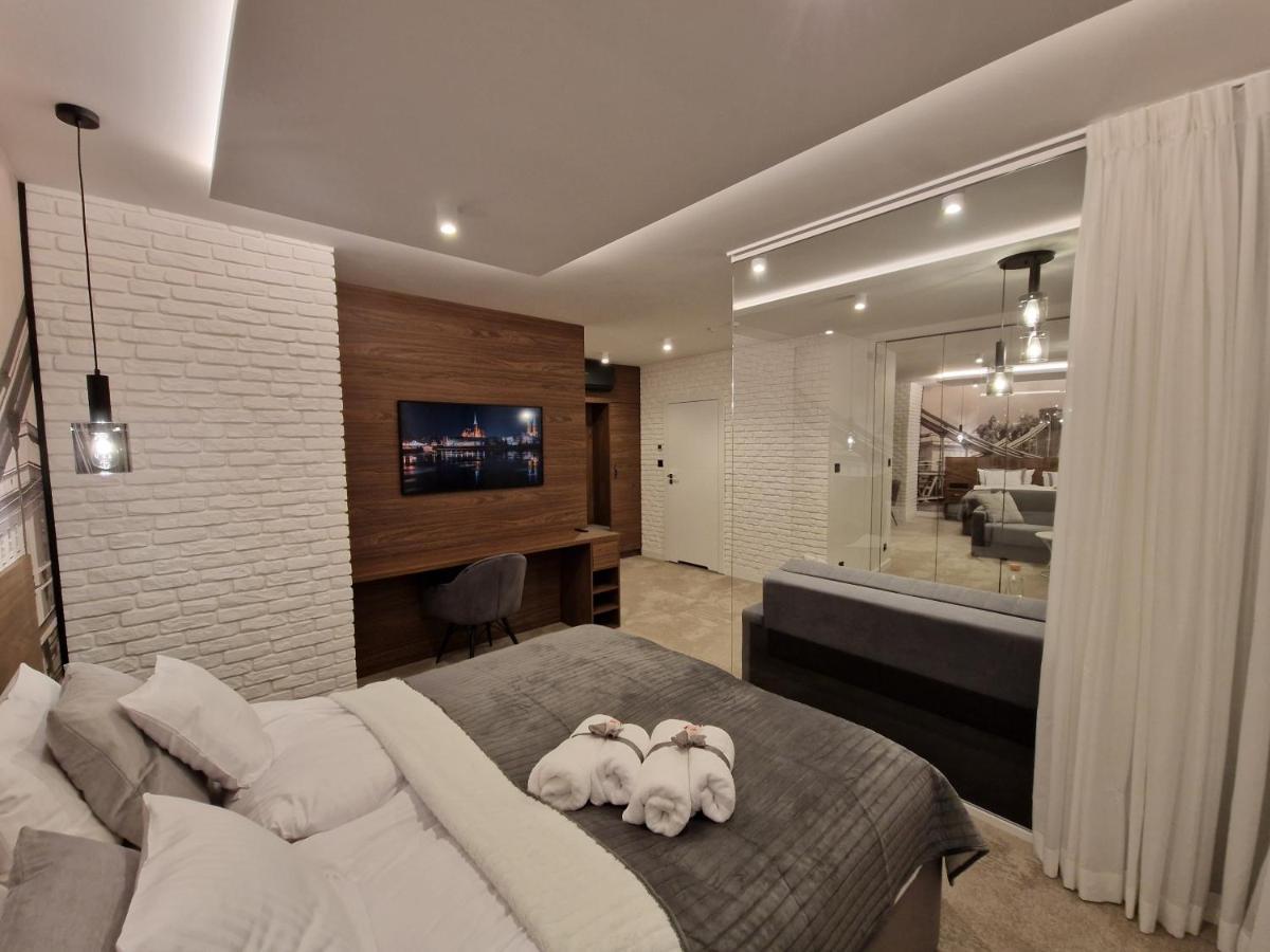 Brossa Apartments, 24H Self Check In, Klima, Aircond 弗罗茨瓦夫 外观 照片