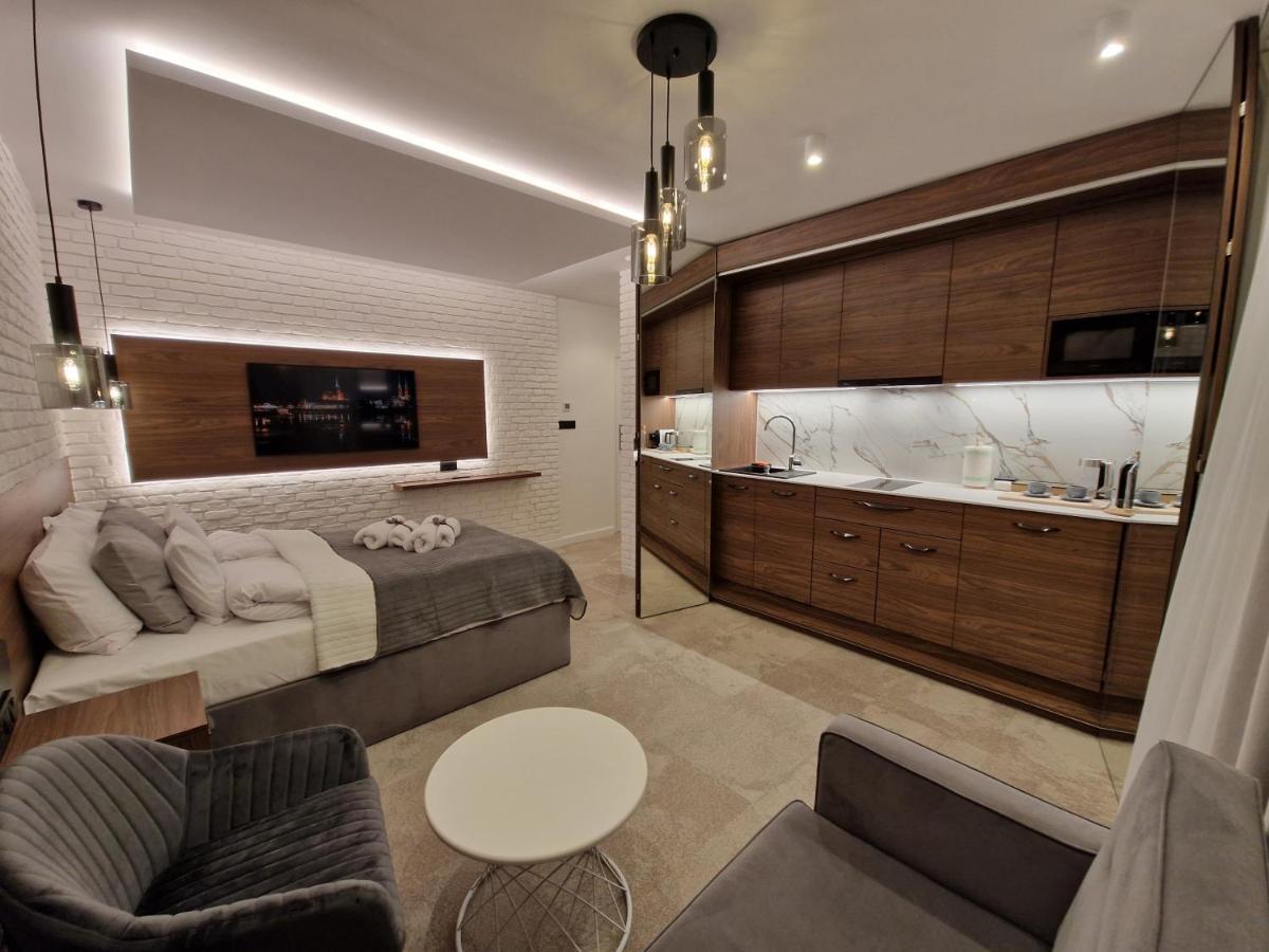 Brossa Apartments, 24H Self Check In, Klima, Aircond 弗罗茨瓦夫 外观 照片
