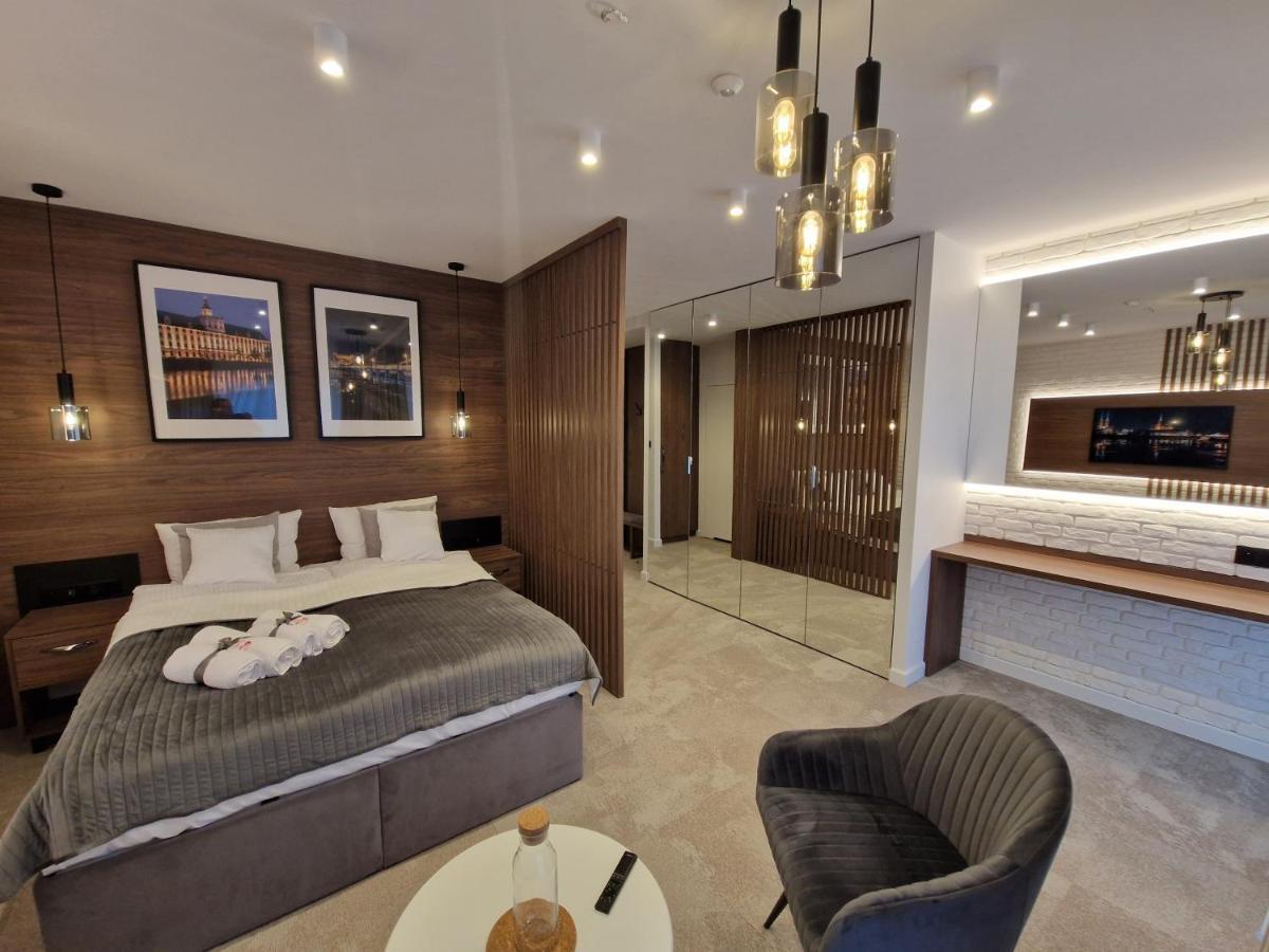 Brossa Apartments, 24H Self Check In, Klima, Aircond 弗罗茨瓦夫 外观 照片