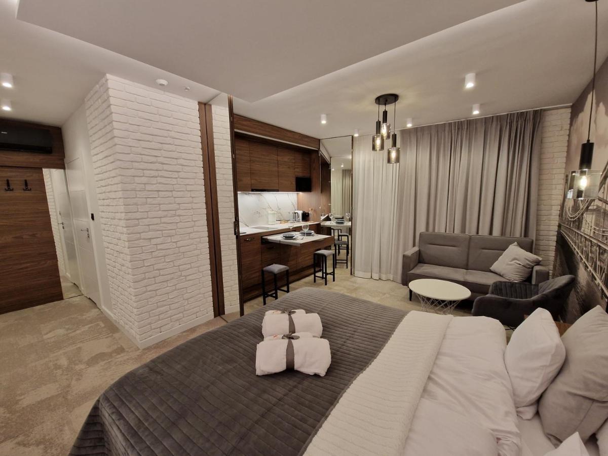 Brossa Apartments, 24H Self Check In, Klima, Aircond 弗罗茨瓦夫 外观 照片